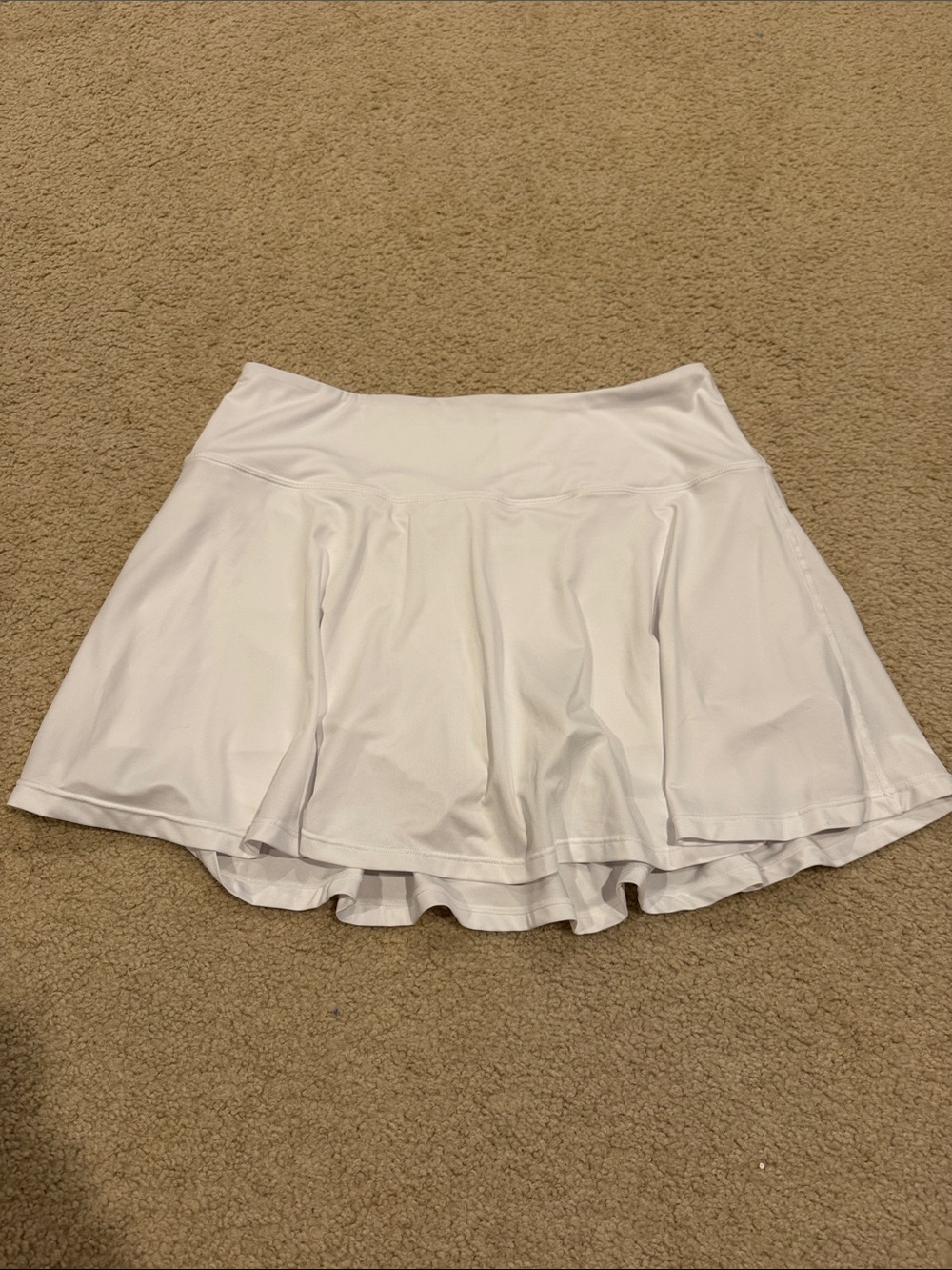 *Women’s White Athletic Skater Skirt